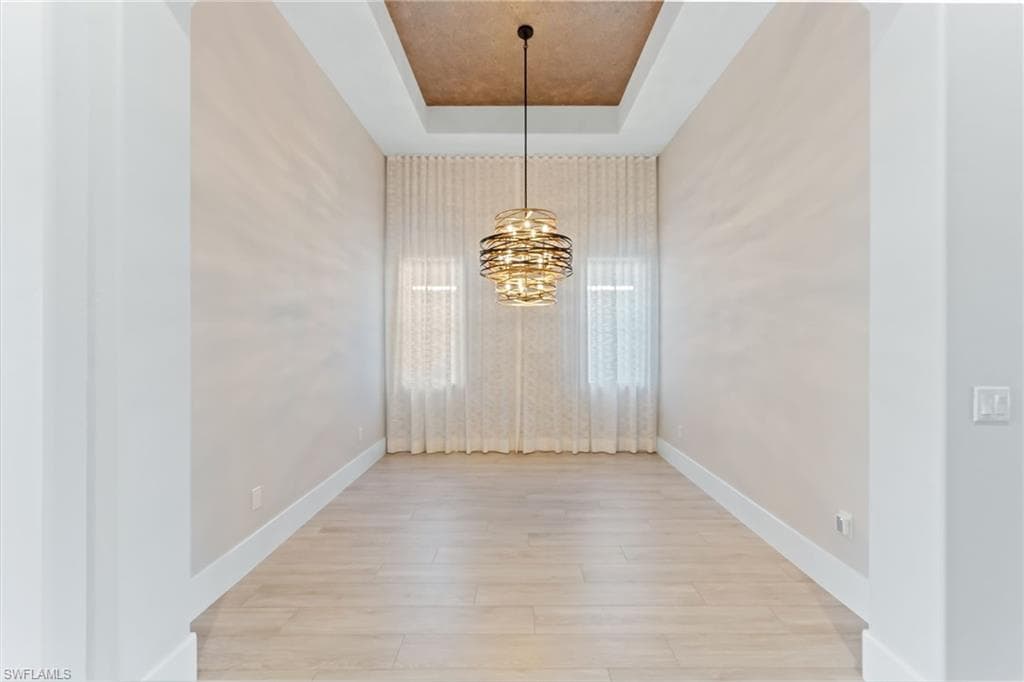 7884 Valencia CT - Photo 6