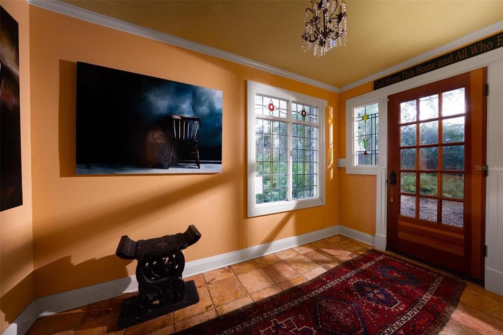 976 FAIRVIEW AVENUE - Photo 6