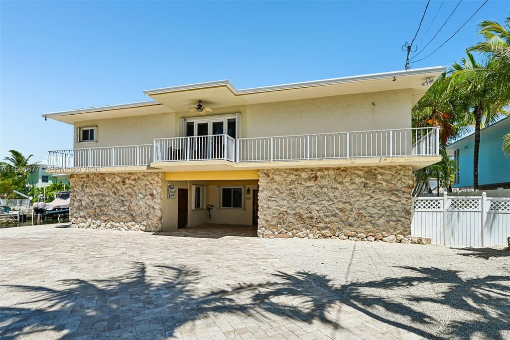 201 Wildwood Cir - Photo 4
