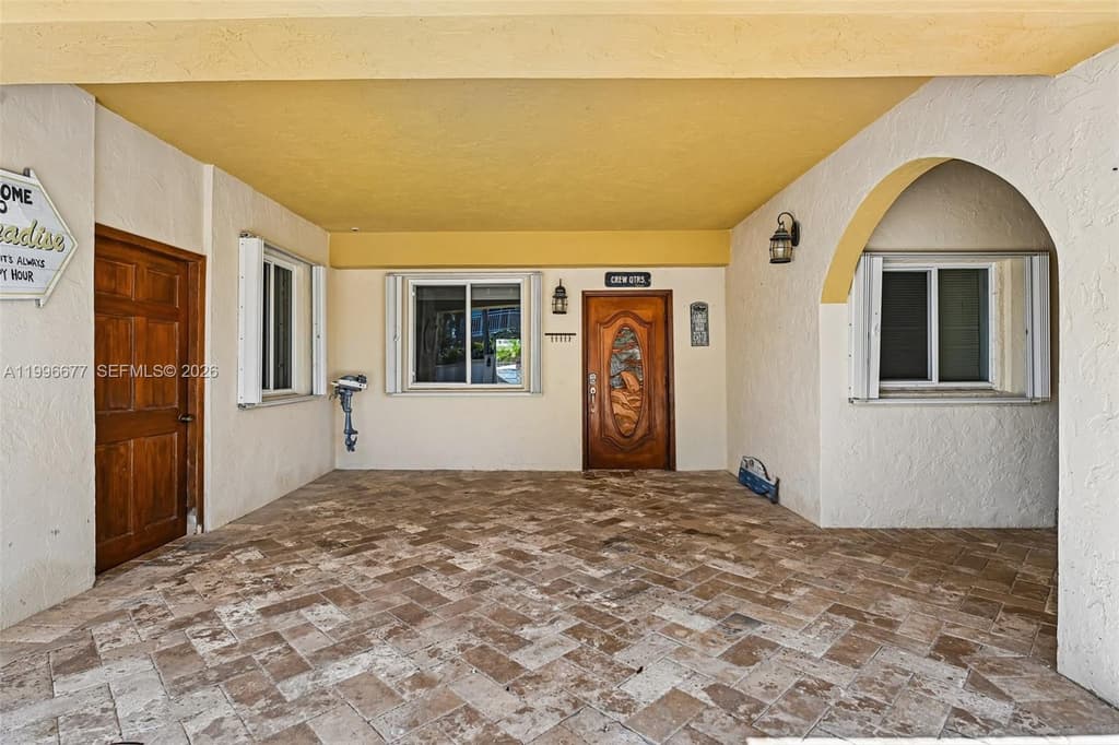 201 Wildwood Cir - Photo 6