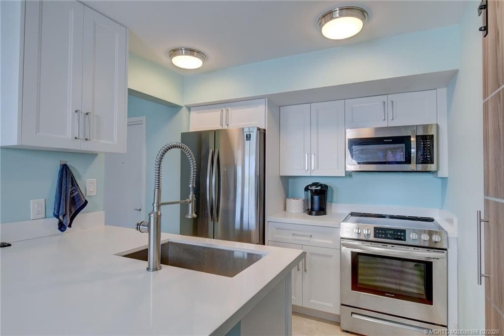 8302 Marina Villas Drive 8302 - Photo 19