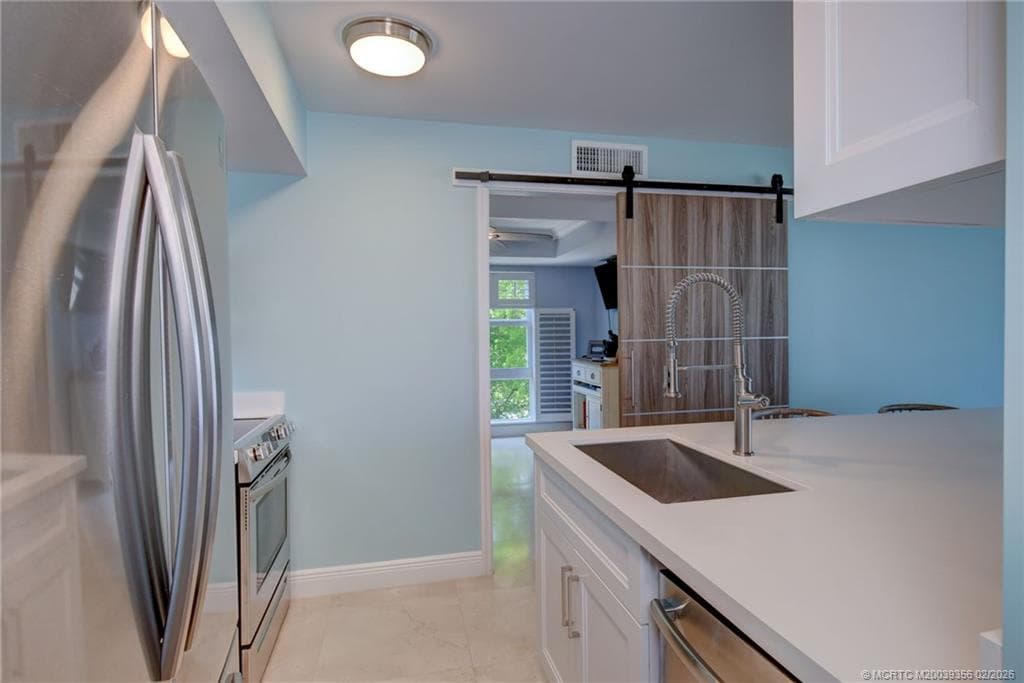 8302 Marina Villas Drive 8302 - Photo 23