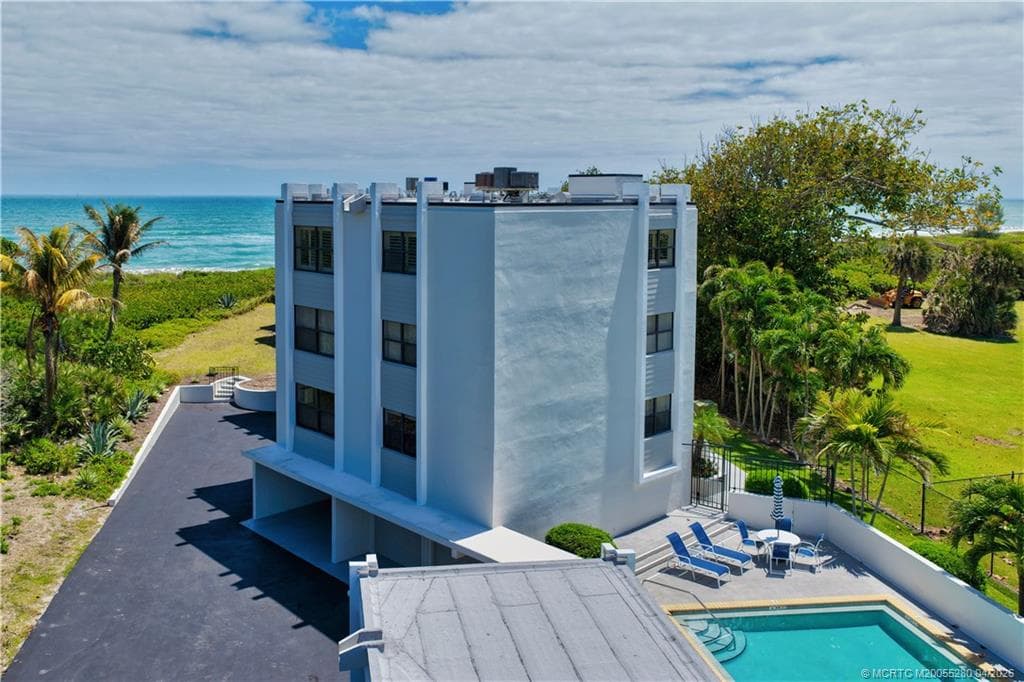 1289 NE Ocean Boulevard 12 - Photo 37