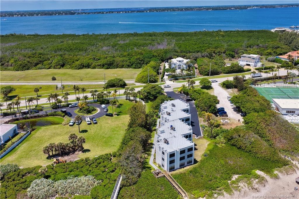 1289 NE Ocean Boulevard 12 - Photo 39