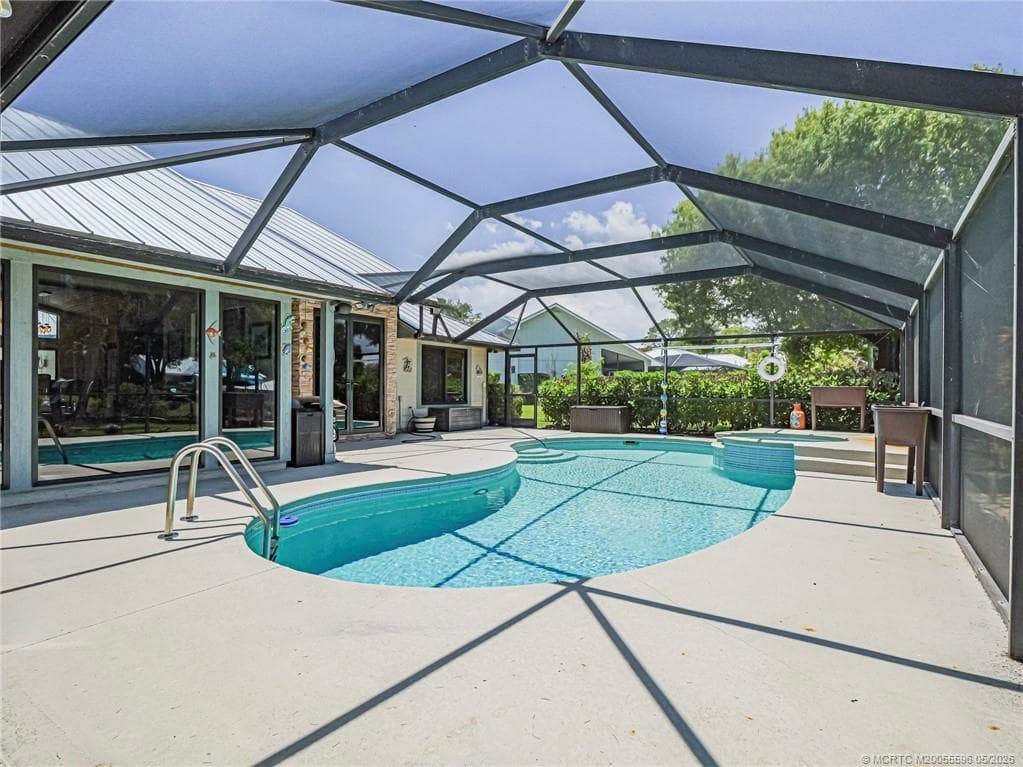 841 SW Catalina Street - Photo 39