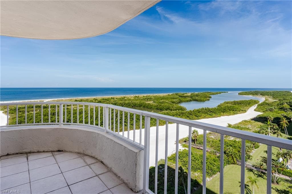 320 Seaview CT - Photo 13