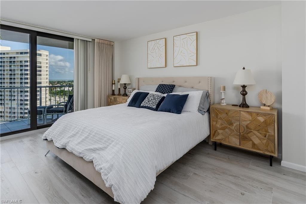 320 Seaview CT - Photo 18