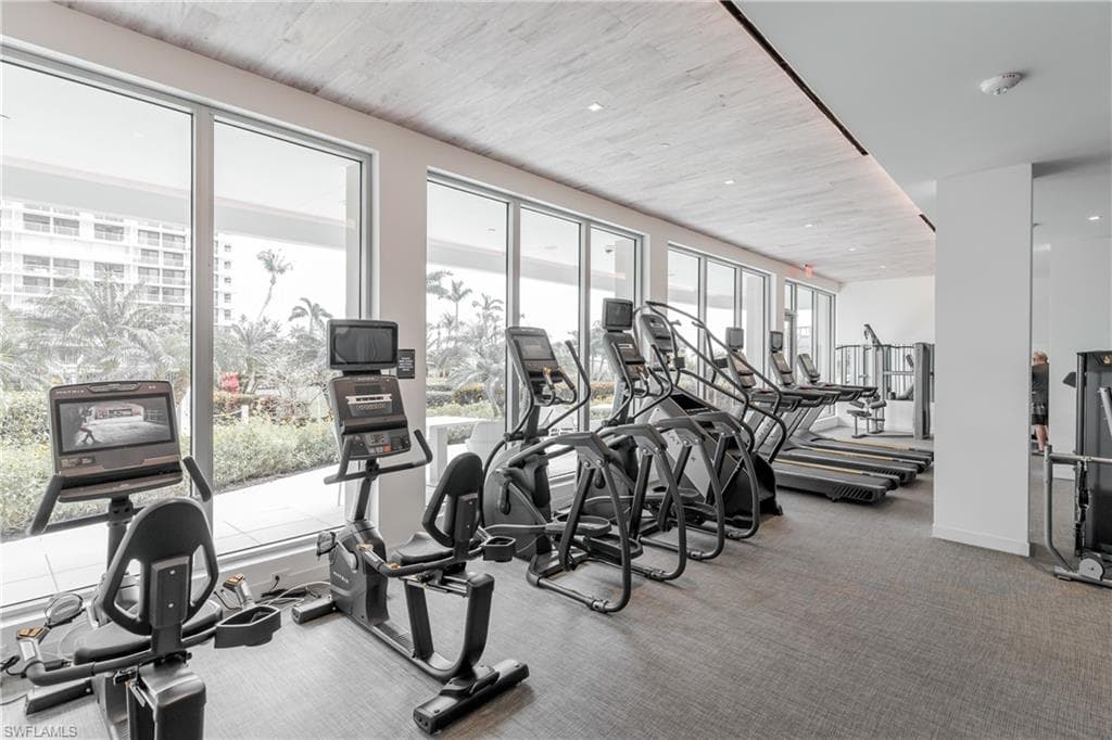 320 Seaview CT - Photo 25