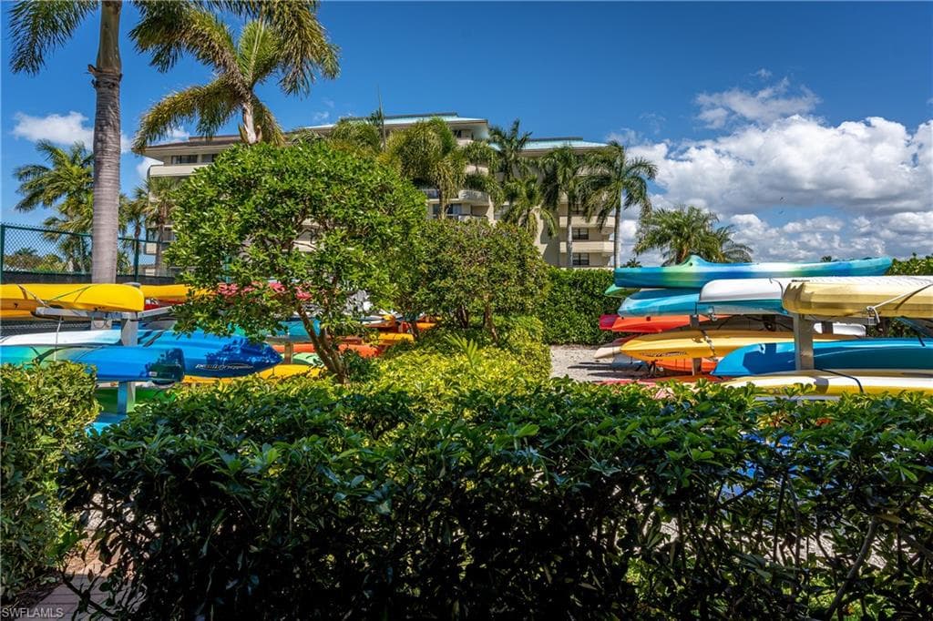 320 Seaview CT - Photo 32