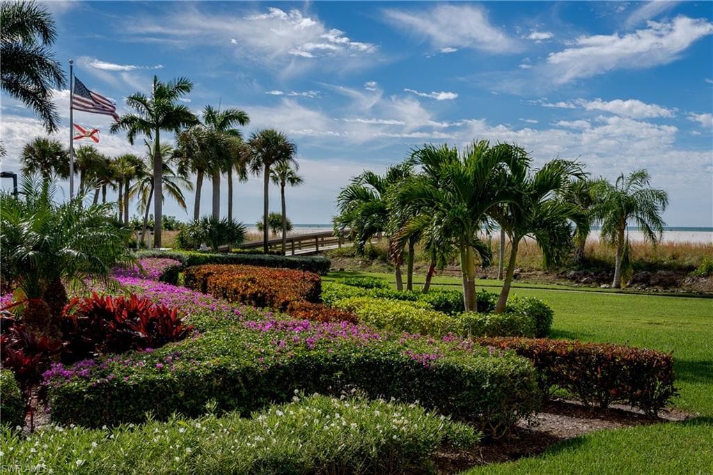 320 Seaview CT - Photo 37