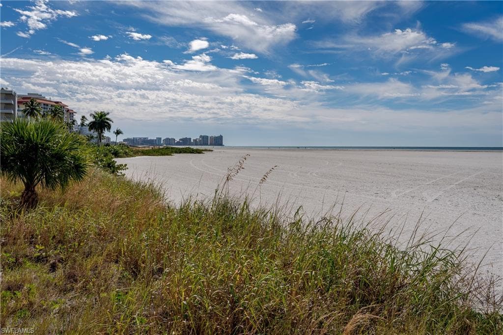 320 Seaview CT - Photo 41
