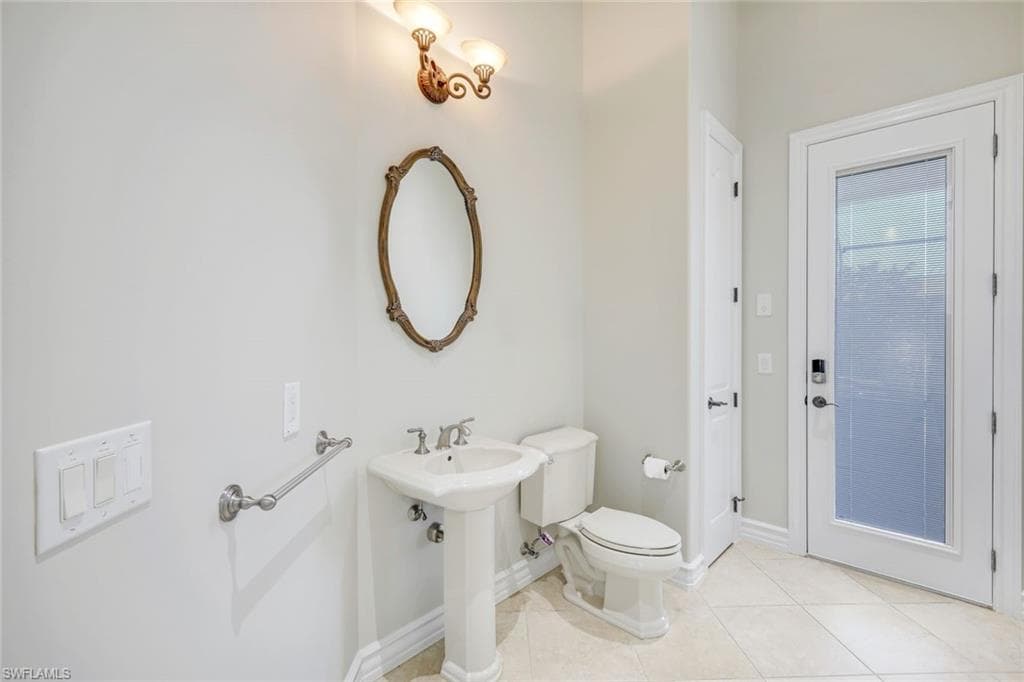 6029 Tarpon Estates CT - Photo 26