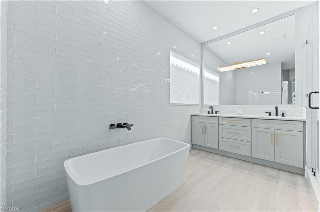 7884 Valencia CT - Photo 20