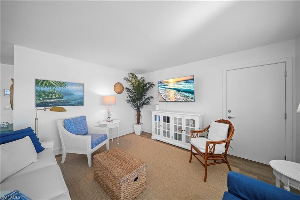 2850 Gulf Shore BLVD N - Photo 11