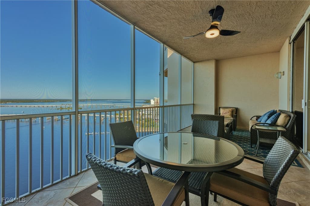 2104 W FIRST Street 2702 - Photo 8
