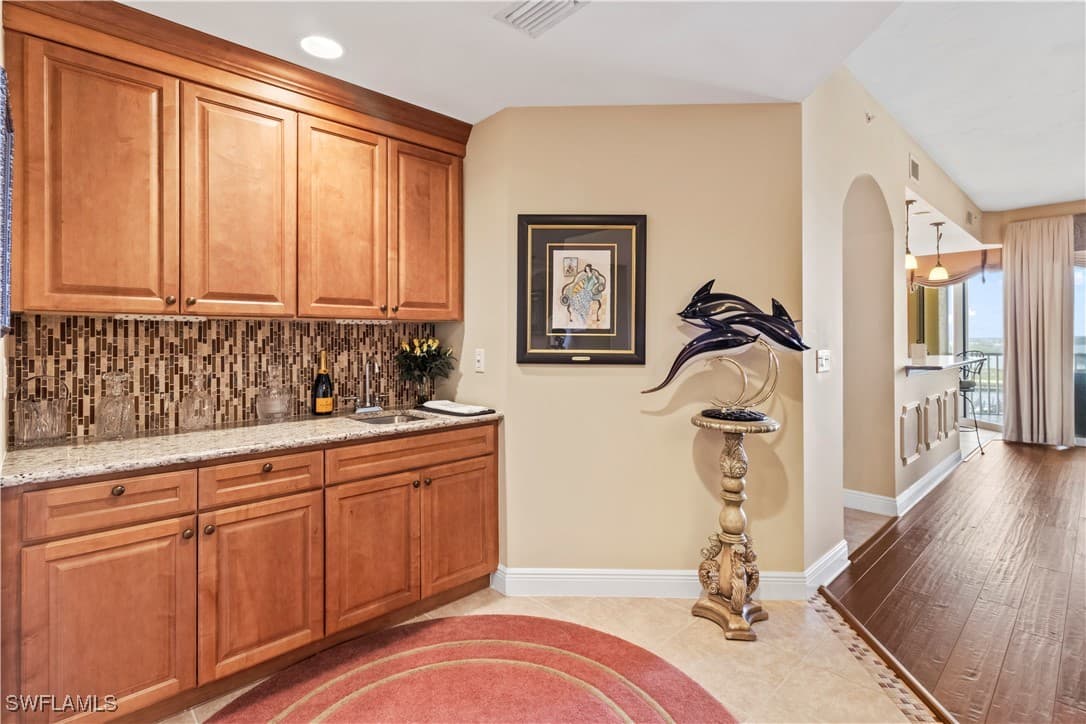 6021 Silver King Boulevard 302 - Photo 12