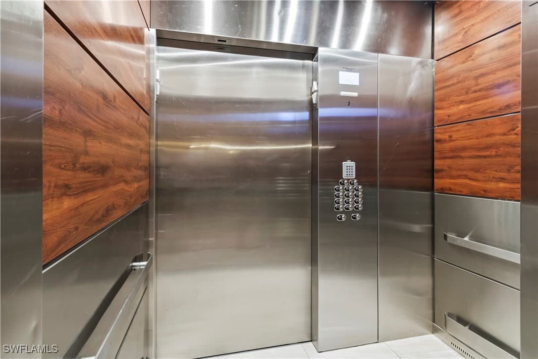 6021 Silver King Boulevard 302 - Photo 41