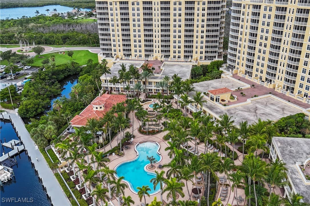 6021 Silver King Boulevard 302 - Photo 46