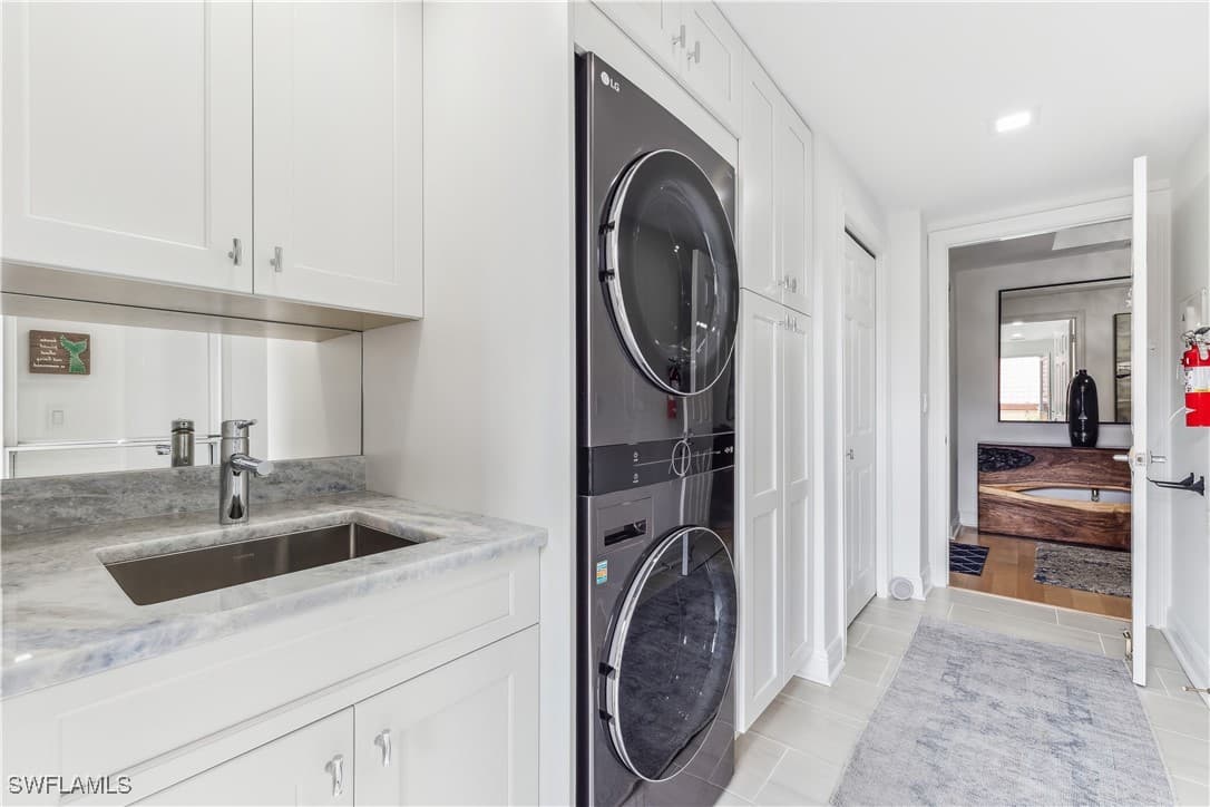 15160 Harbour Isle Drive 202 - Photo 22