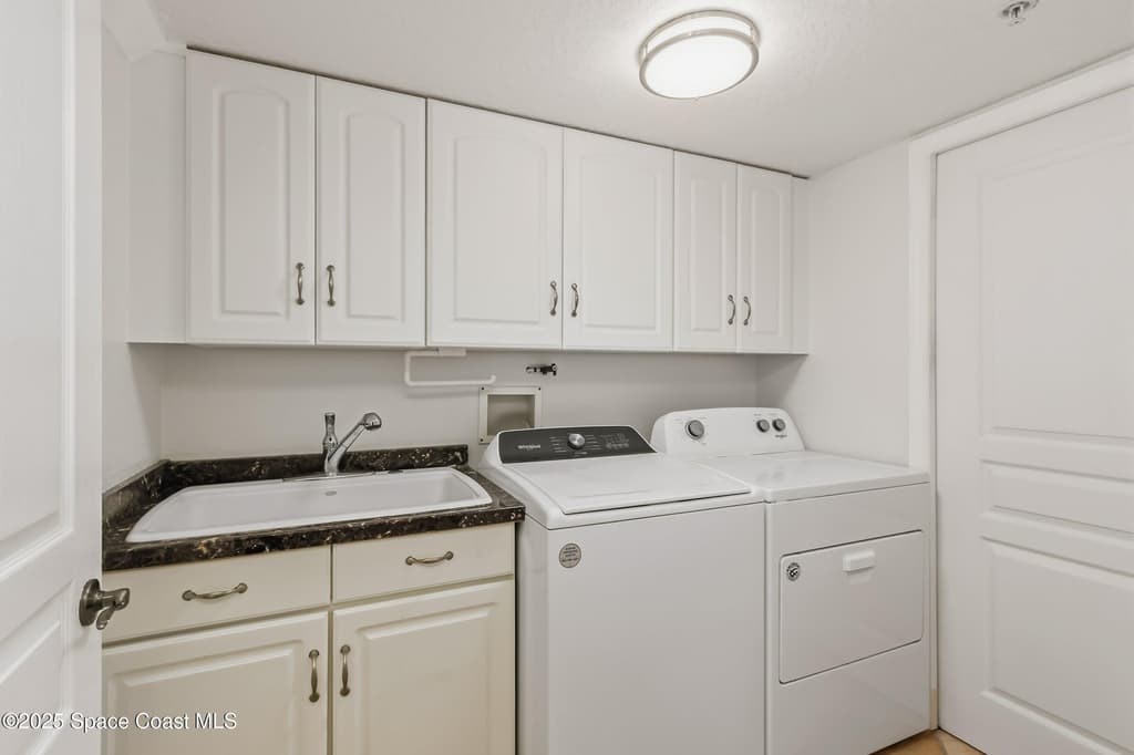 735 N Highway A1a 302 - Photo 32