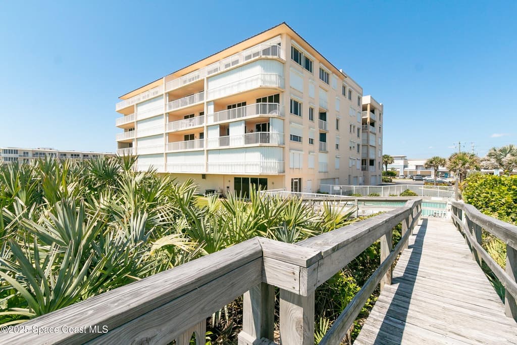 735 N Highway A1a 302 - Photo 67