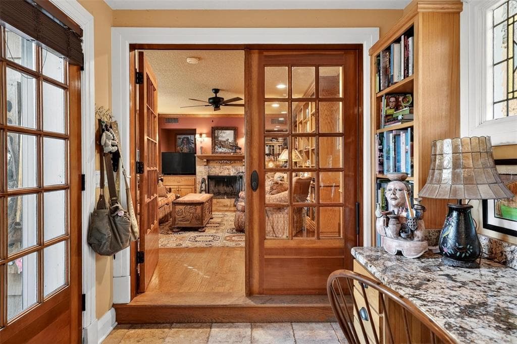 976 FAIRVIEW AVENUE - Photo 24