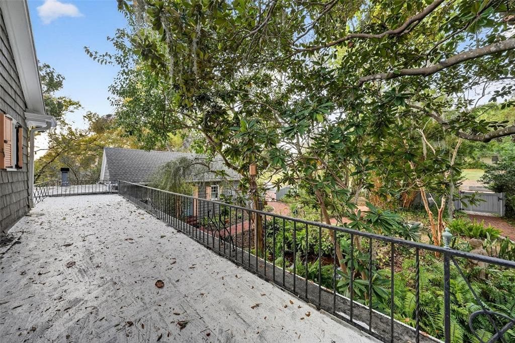 976 FAIRVIEW AVENUE - Photo 44