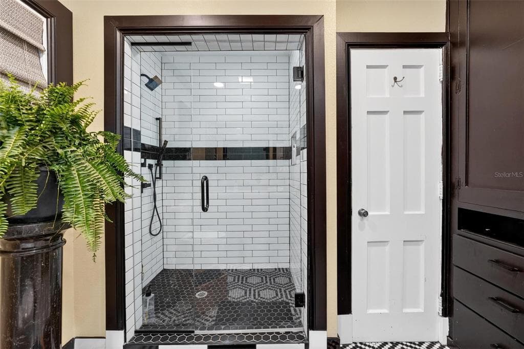 976 FAIRVIEW AVENUE - Photo 54