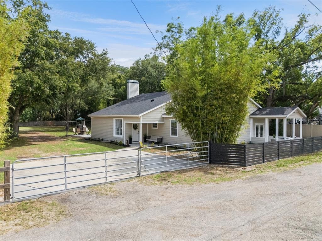1825 DEMASTUS LANE - Photo 7