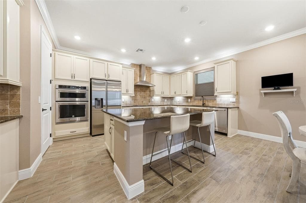 8210 LUDINGTON CIRCLE - Photo 23