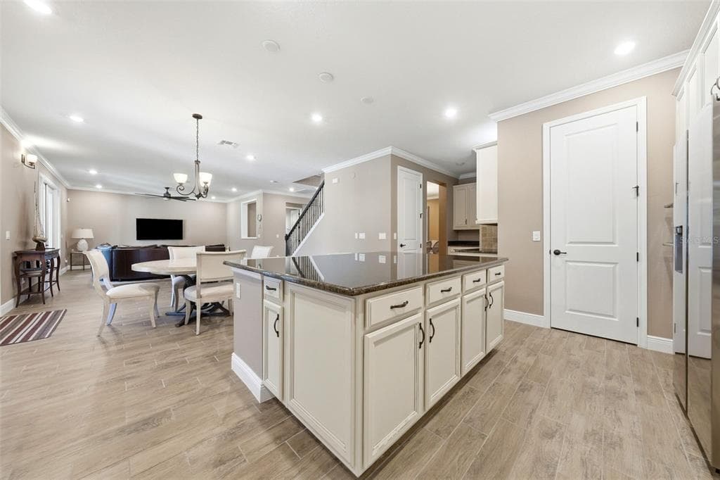 8210 LUDINGTON CIRCLE - Photo 25
