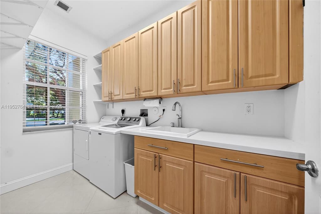 13003 SW 41st St - Photo 22