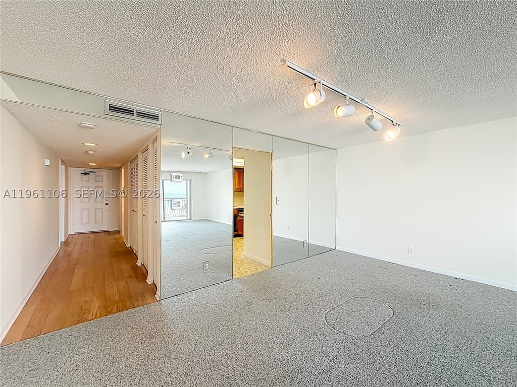 1710 S Ocean Ln 404 - Photo 11