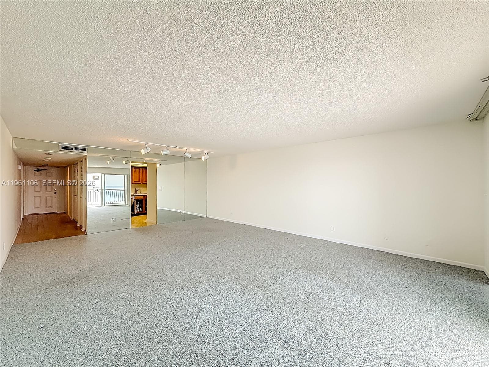 1710 S Ocean Ln 404 - Photo 16