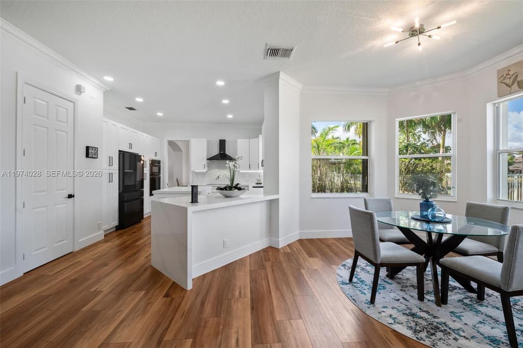 1537 Victoria Isle Way - Photo 18