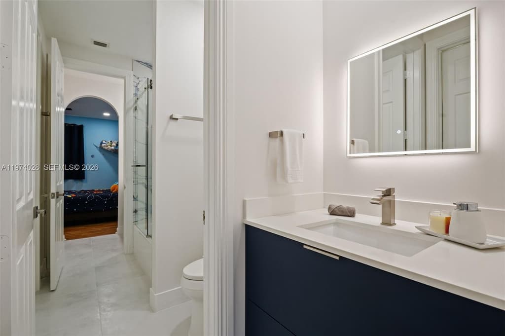 1537 Victoria Isle Way - Photo 37