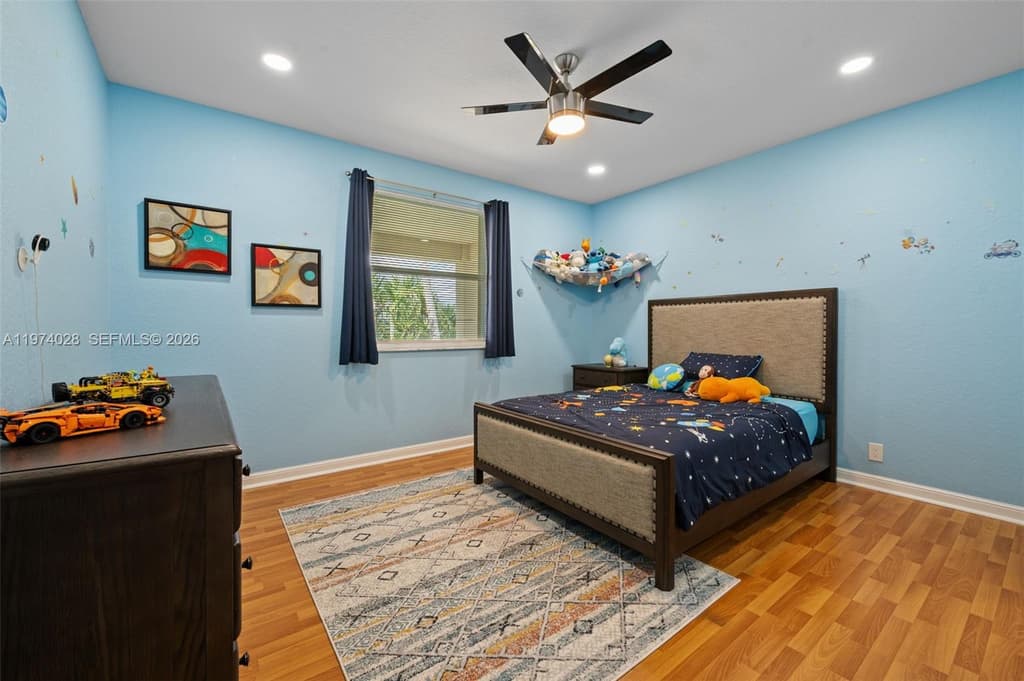 1537 Victoria Isle Way - Photo 39