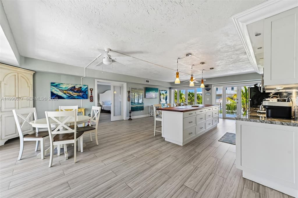 201 Wildwood Cir - Photo 11