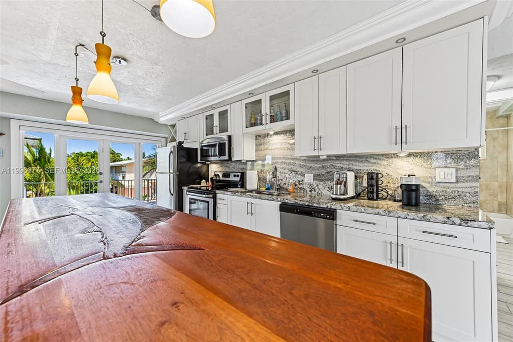 201 Wildwood Cir - Photo 16