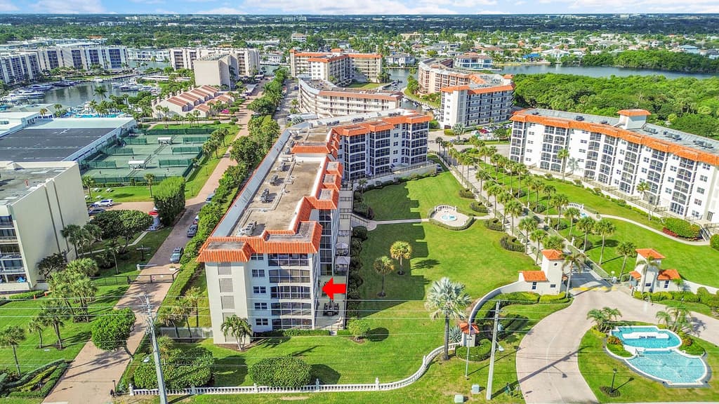 2871 N Ocean Boulevard - Photo 48