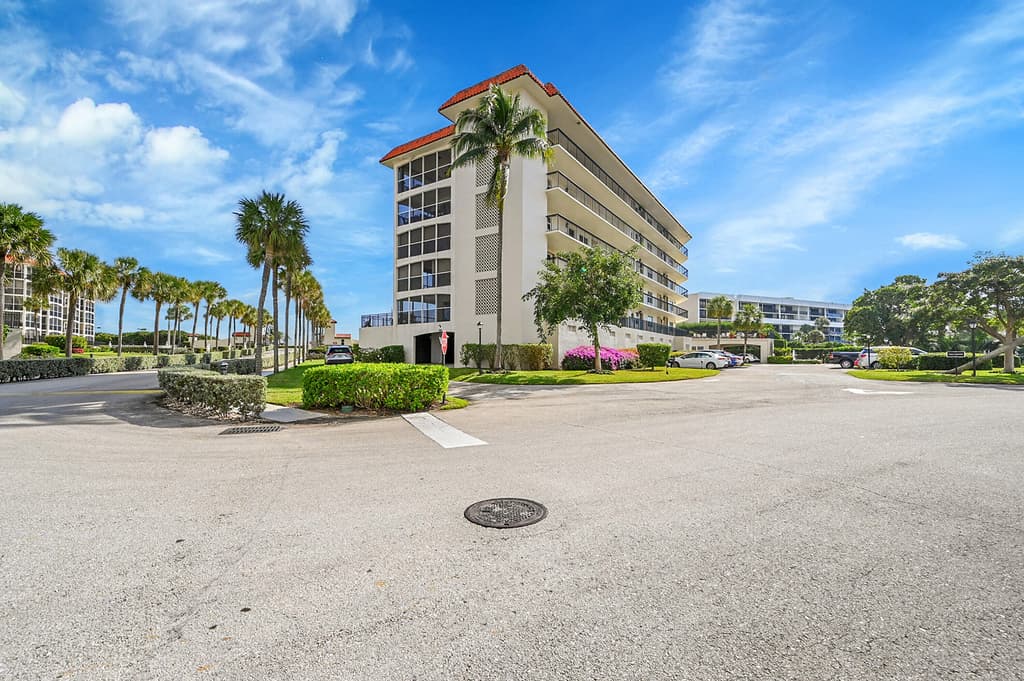 2871 N Ocean Boulevard - Photo 52