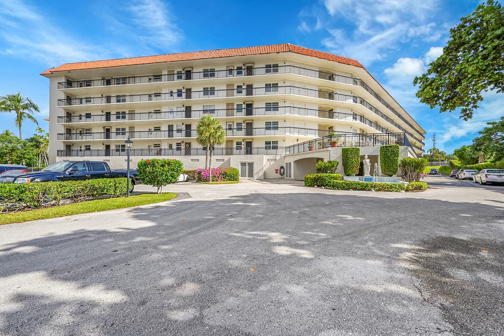 2871 N Ocean Boulevard - Photo 55