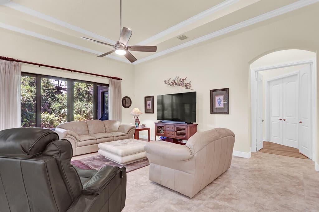 1042 NE Savanna Oaks Way - Photo 21
