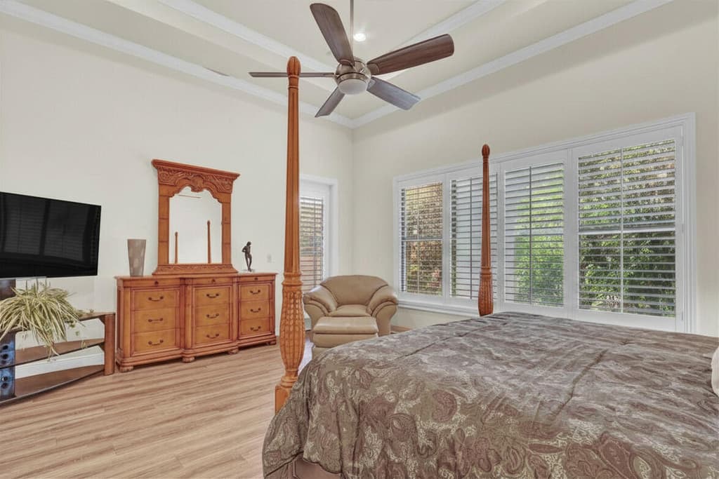 1042 NE Savanna Oaks Way - Photo 29