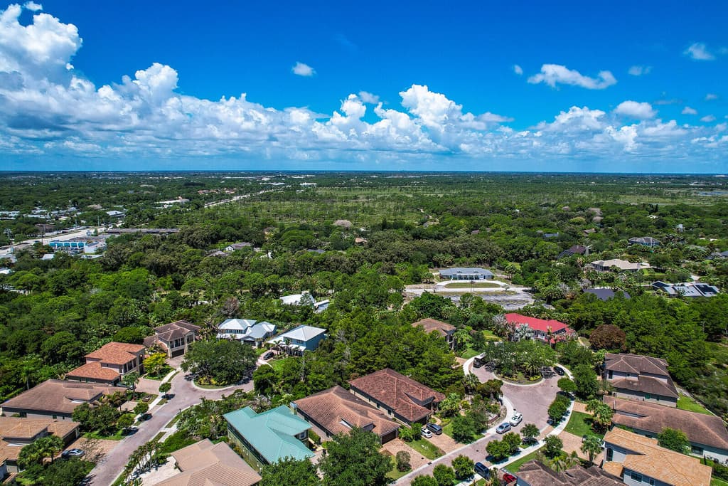 1042 NE Savanna Oaks Way - Photo 47