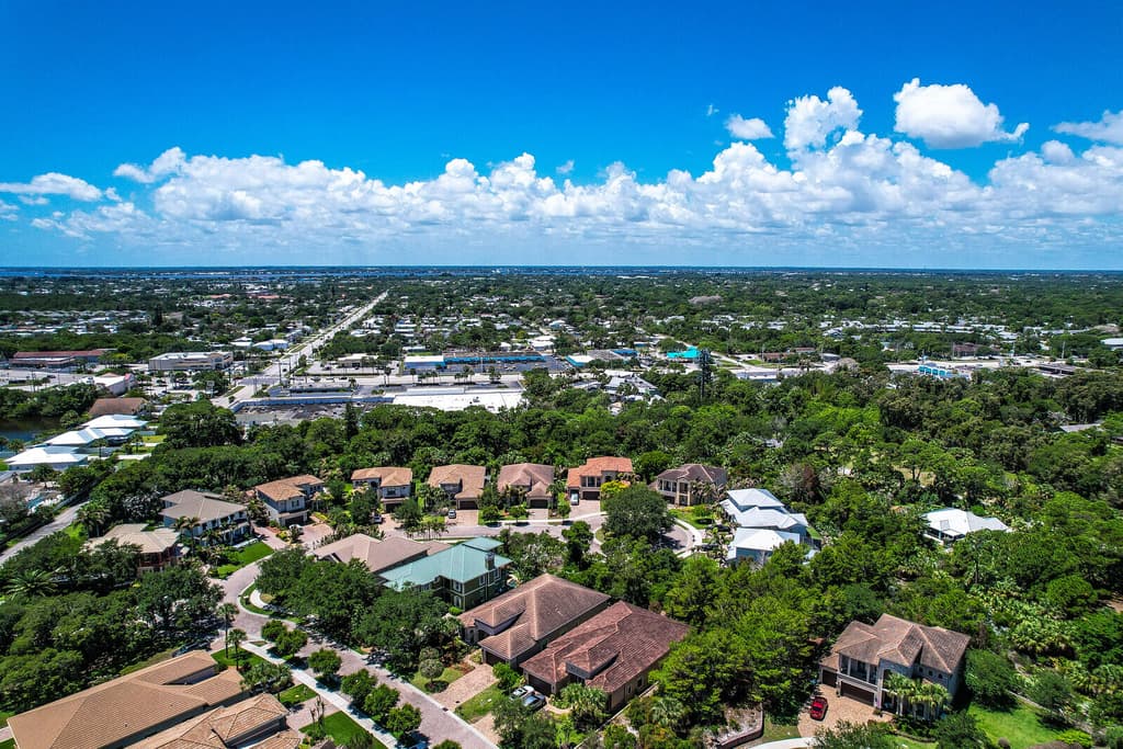 1042 NE Savanna Oaks Way - Photo 48