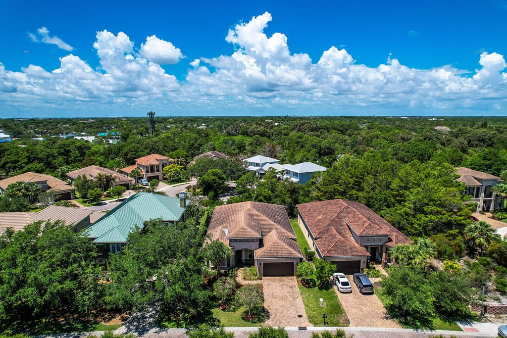 1042 NE Savanna Oaks Way - Photo 50