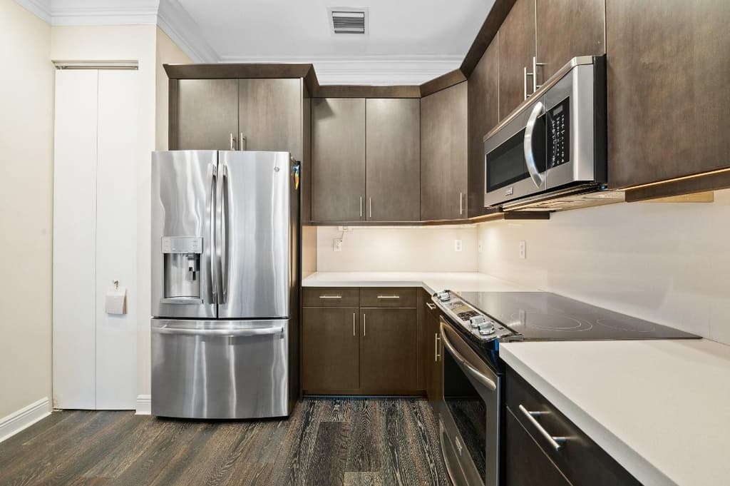 1127 NE 18th Avenue 1127 - Photo 11