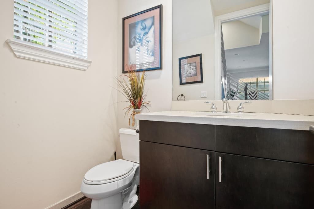 1127 NE 18th Avenue 1127 - Photo 22