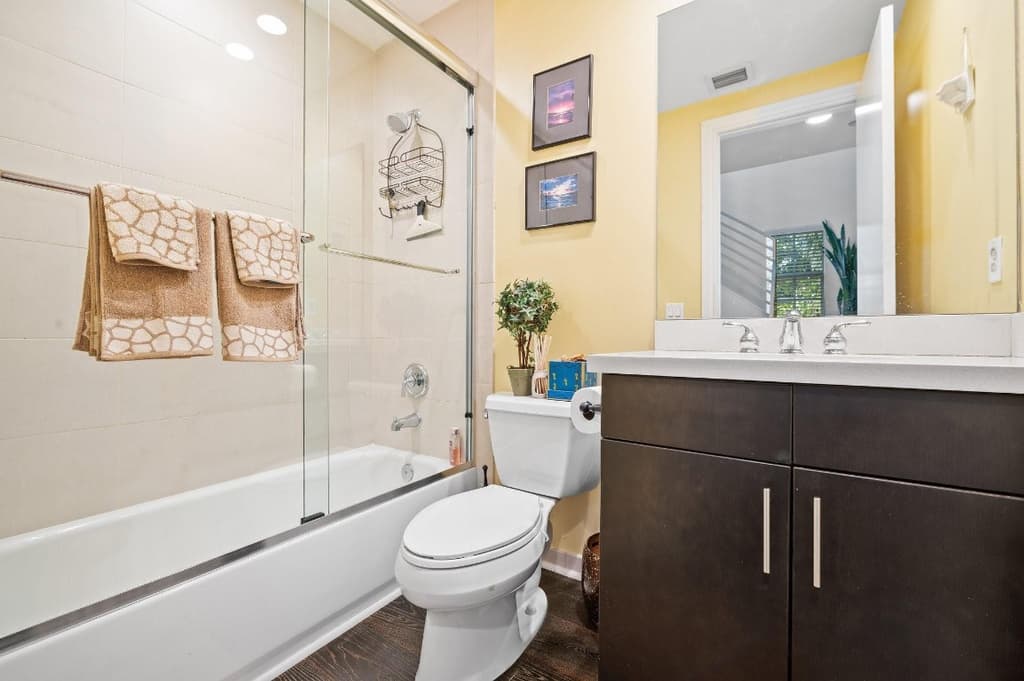 1127 NE 18th Avenue 1127 - Photo 24